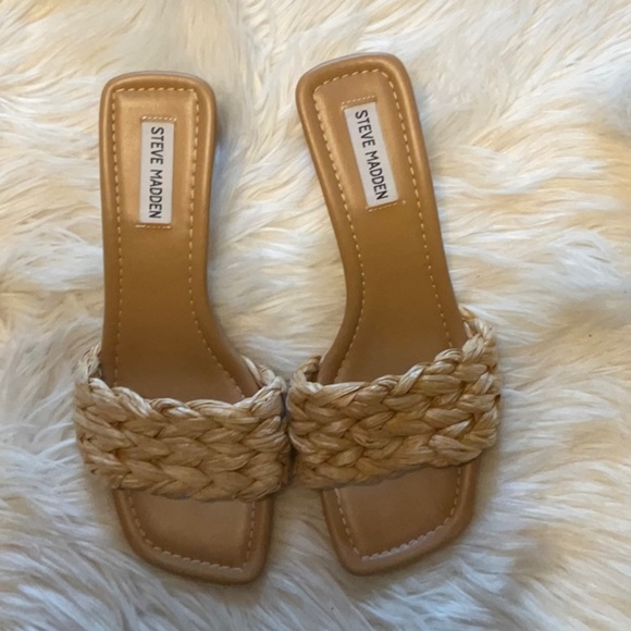 Steve Madden Women’s SAGED Straw Wooden Open Toe Slip On Sandals Size 9.5 - Picture 1 of 9